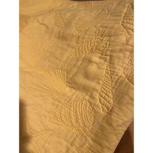 Max Studio Quilt Yellow Seashells Beach Pattern Full/Queen Shams